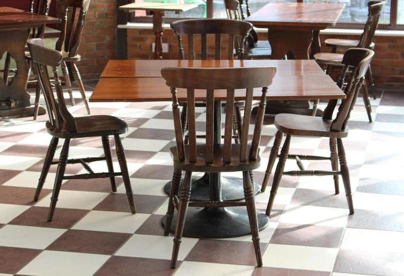 فندق صغير The Lord Byron Inn