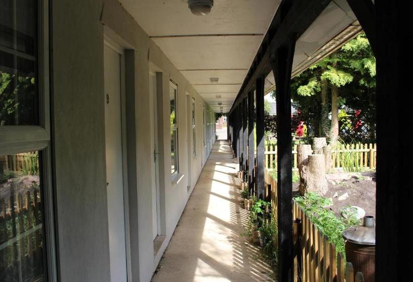 فندق صغير The Lord Byron Inn