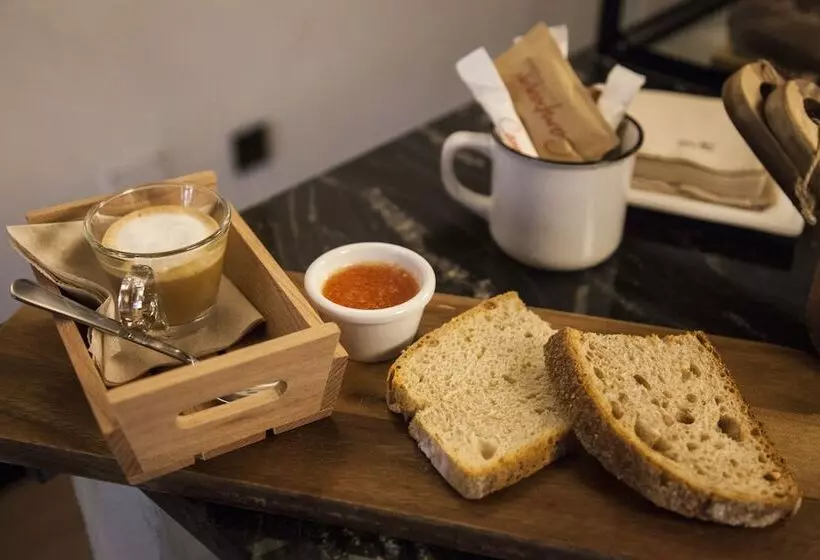 مسافرخانه Cc Malasaña
