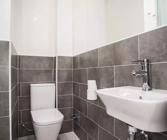 مسافرخانه Cc Malasaña