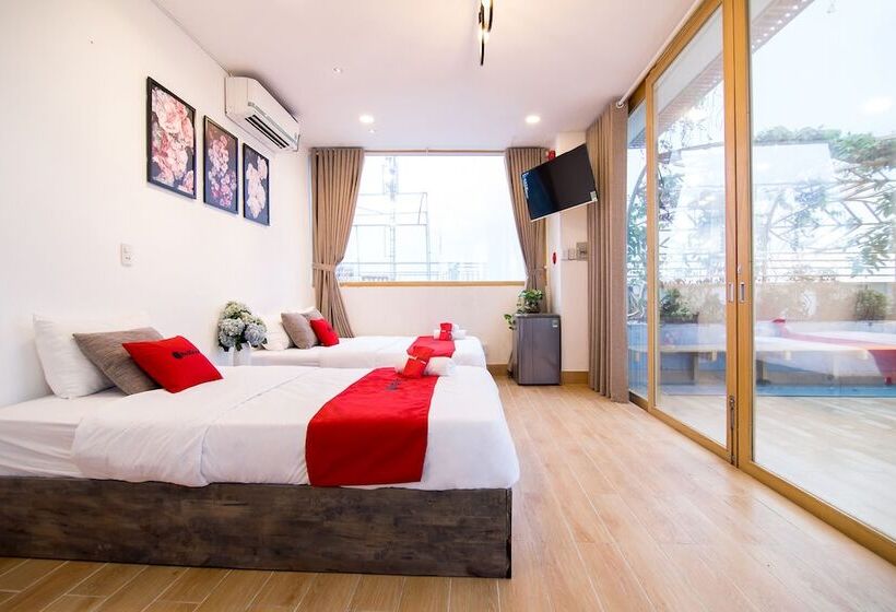 هتل Reddoorz Plus Near Saigon Train Station
