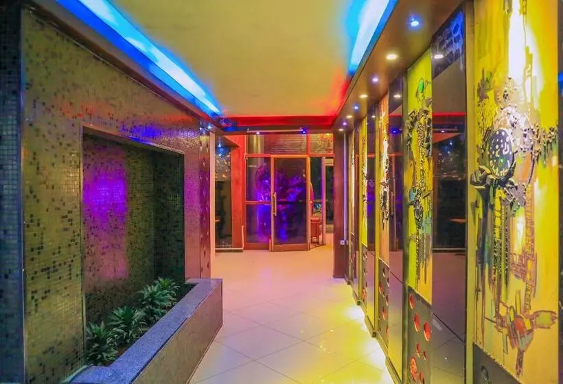 هتل Denver Boutique