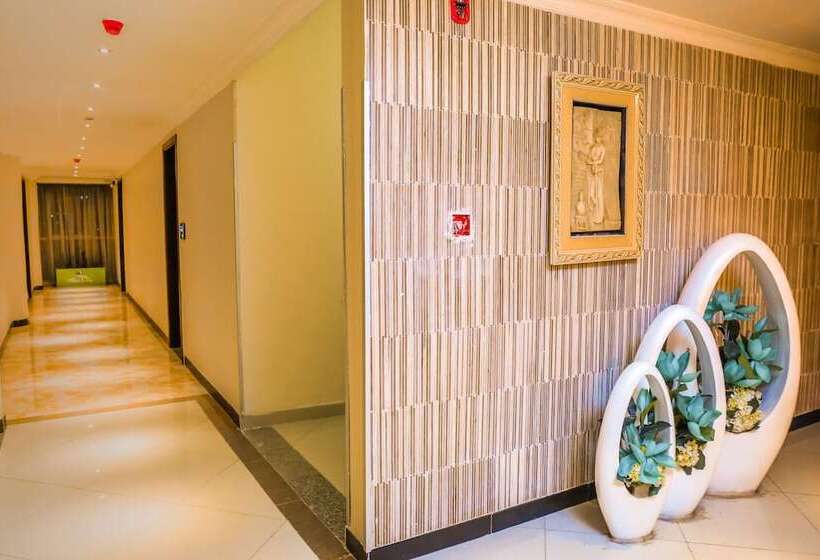 هتل Denver Boutique