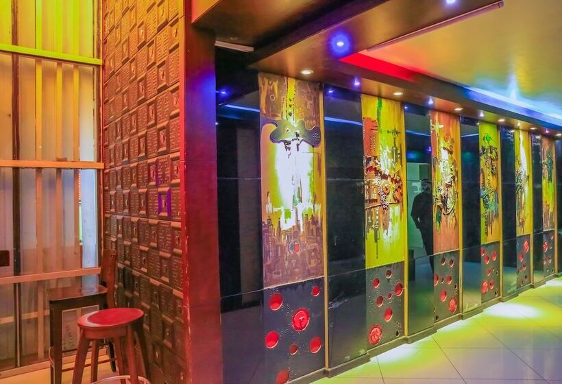 هتل Denver Boutique