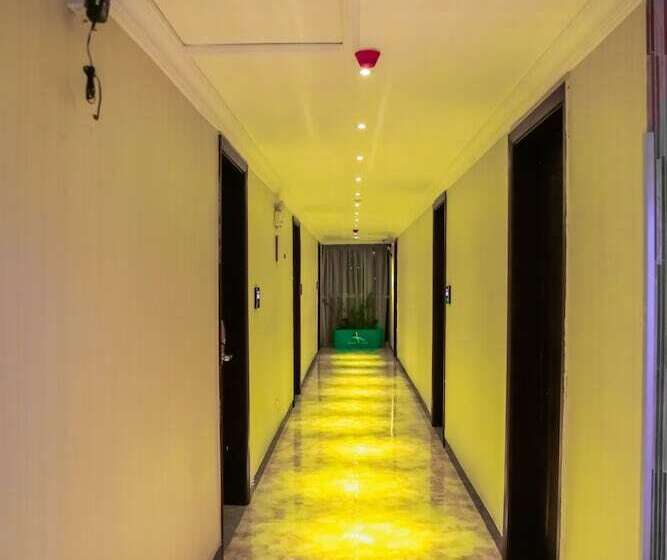 هتل Denver Boutique