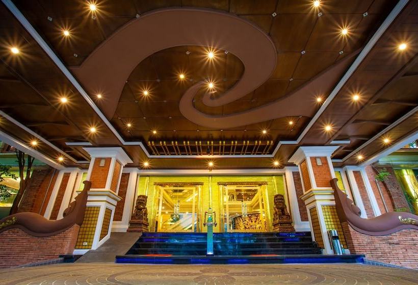 فندق Floral  · Dolphin Circle Pattaya