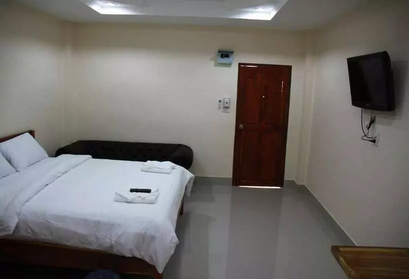 ホテル Grand Perfect Apartment