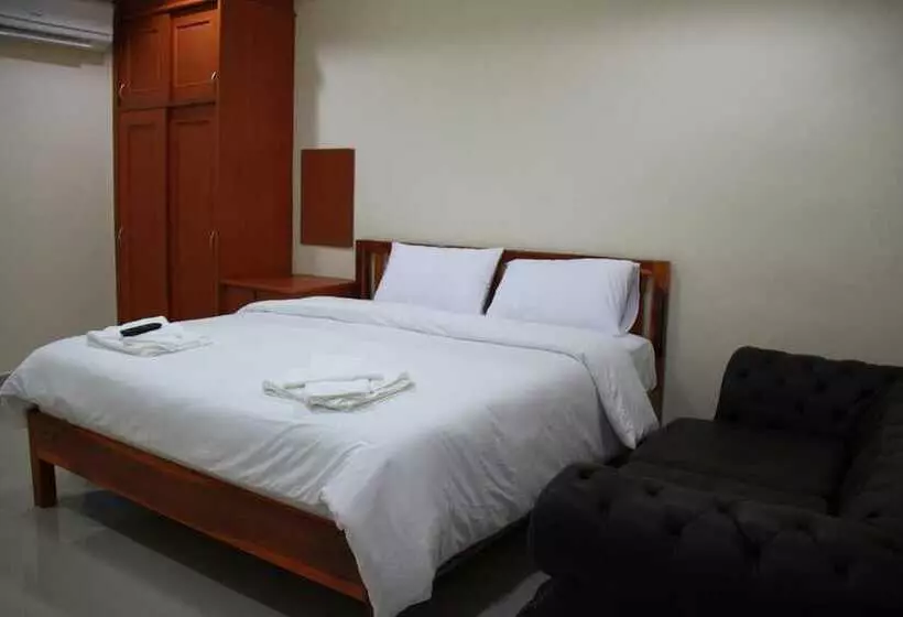 ホテル Grand Perfect Apartment