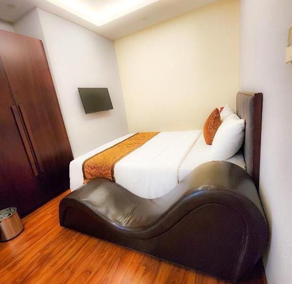 هتل Mercury Boutique