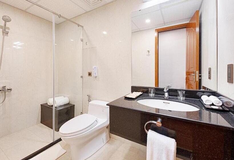 هتل Mercury Boutique