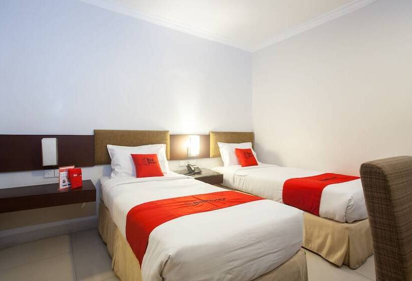 فندق Reddoorz Premium @ Raya Nginden