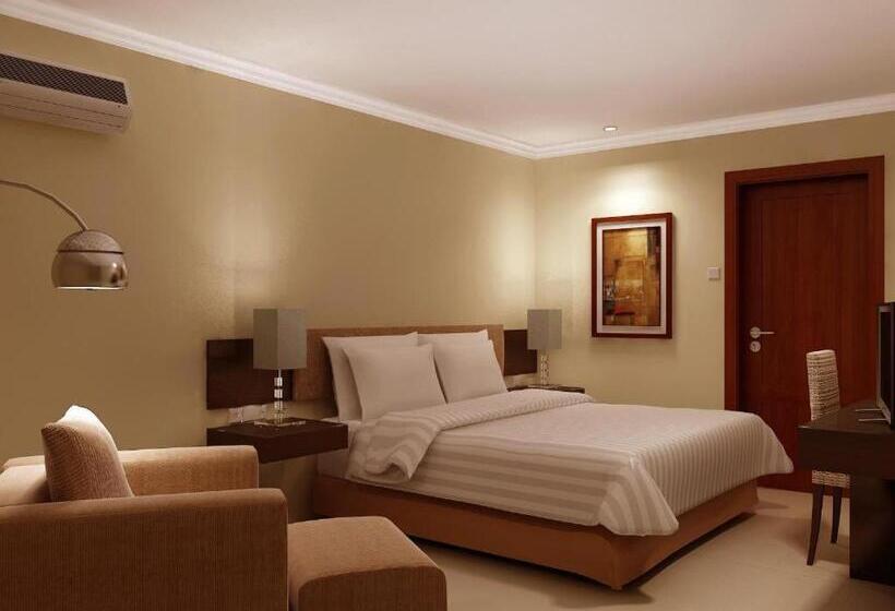 فندق Reddoorz Premium @ Raya Nginden