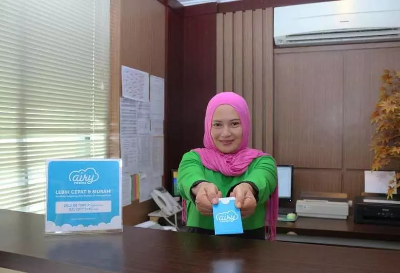 ホテル Airy Syariah Bandara Juanda Sidoarjo