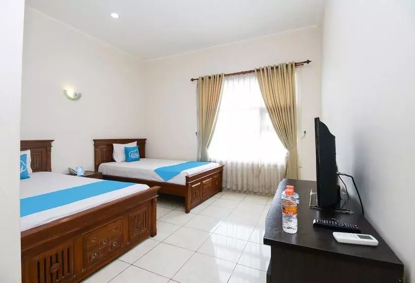 ホテル Airy Syariah Bandara Juanda Sidoarjo