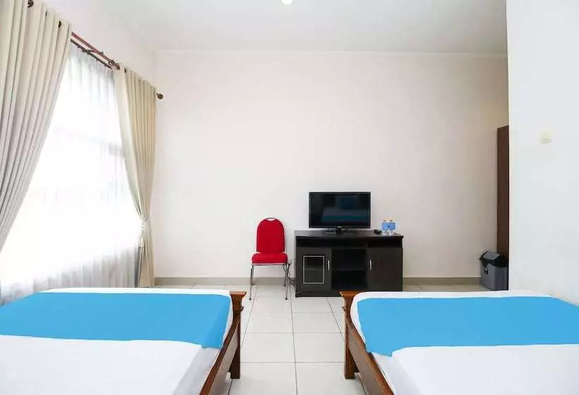 ホテル Airy Syariah Bandara Juanda Sidoarjo