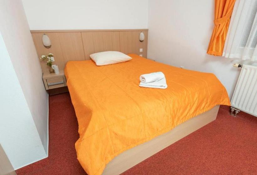 Pension Rooms Cvitar   Center