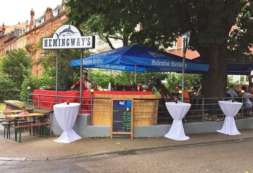 پانسیون Hemingway`s Heidelberg Hostel