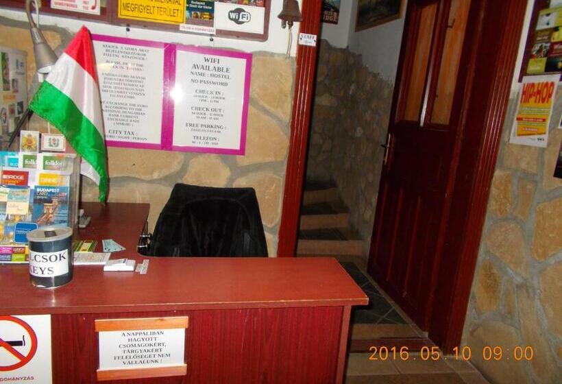 بنسيون Hungaria Guesthouse
