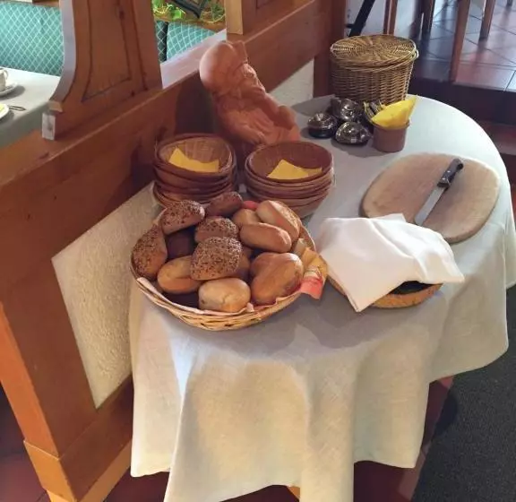 Majatalo Landhotel Alte Aue