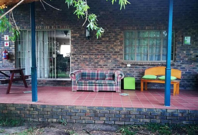 Пансион Linquenda Guest Farm