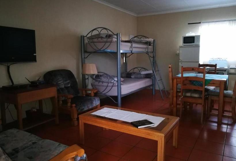 Пансион Linquenda Guest Farm