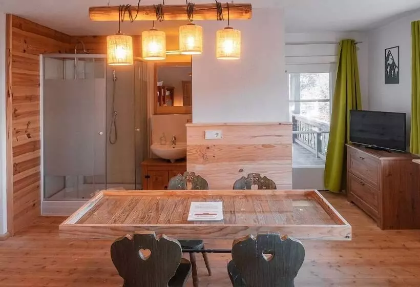 ペンション Ron´s Guesthouse