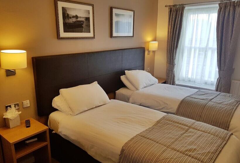 膳宿费 The Wellington