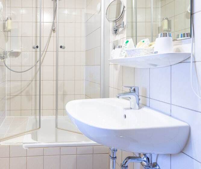 ペンション Venngasthof Zur Buche