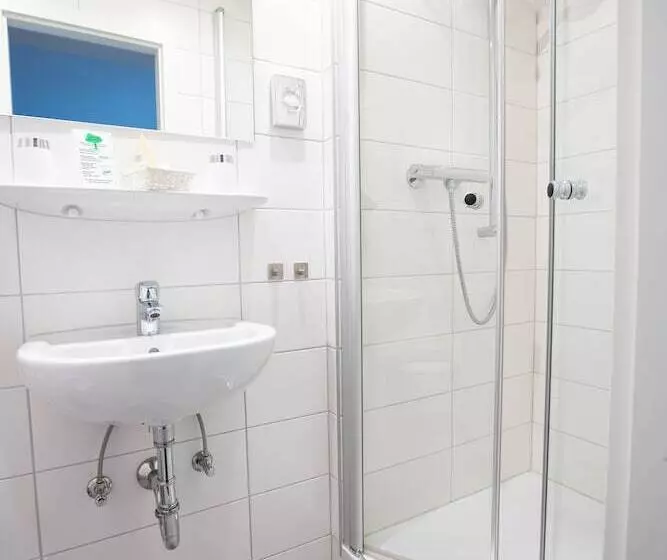 Majatalo Venngasthof Zur Buche