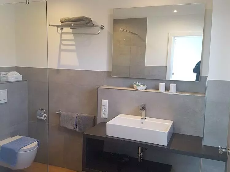 Majatalo Venngasthof Zur Buche