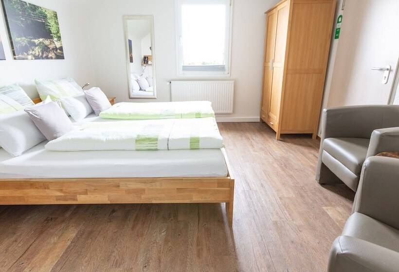 ペンション Venngasthof Zur Buche