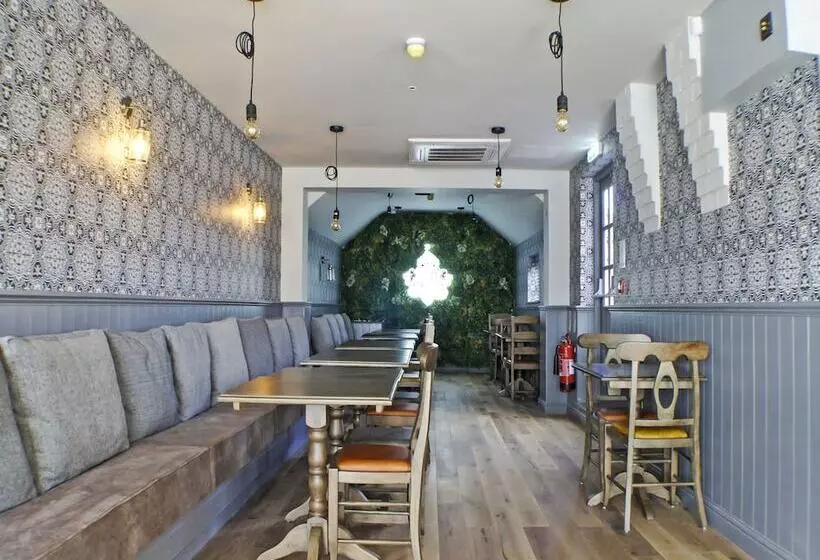 Retkeilymaja Tamworth Arms