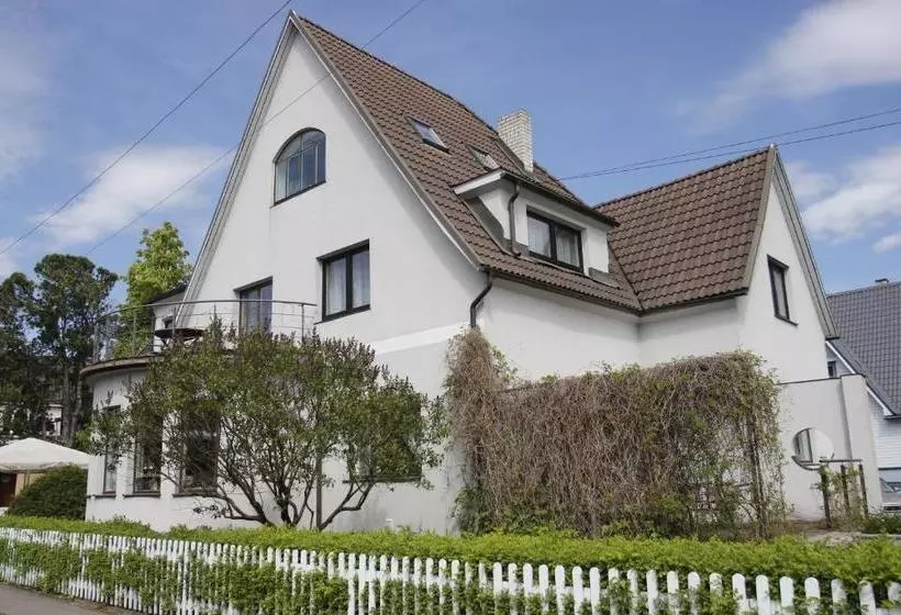 هاستل Villa Marleen