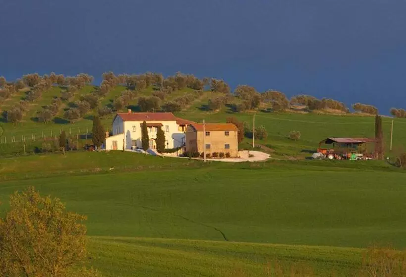 ホテル Agriturismo Poggio Tobruk