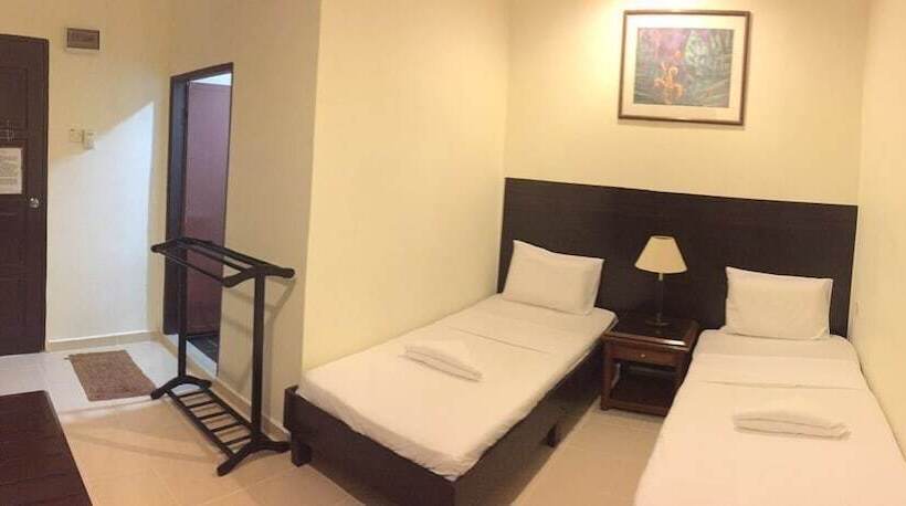 בית מלון כפרי Perhentian Tivoli Inn