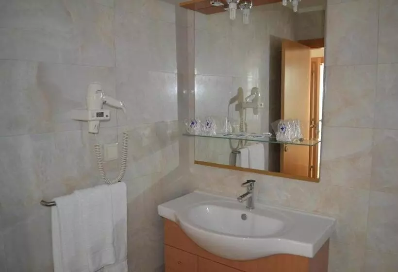 Majatalo Arenilha Guest House