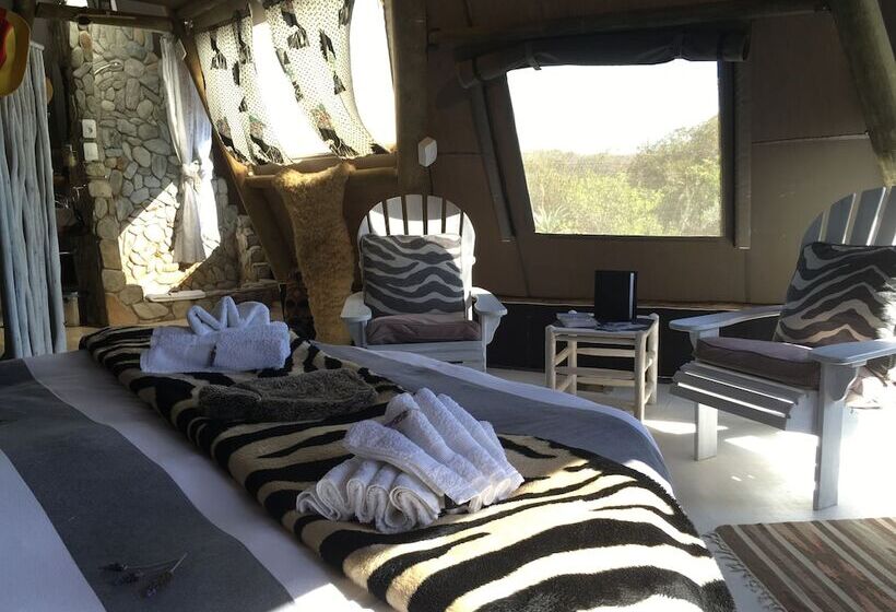 膳宿费 Farr Out Guesthouse