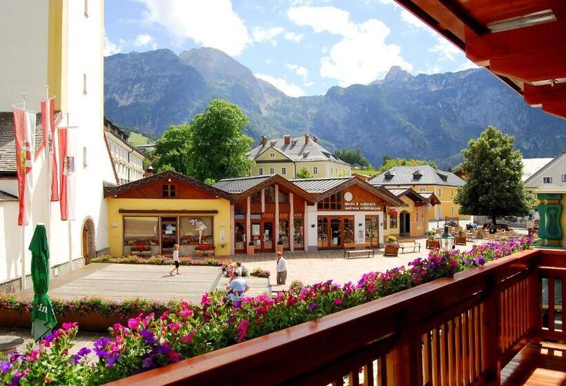 ペンション Gasthof Weißes Rössl