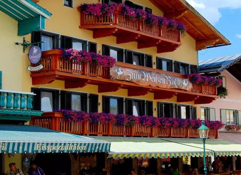 ペンション Gasthof Weißes Rössl