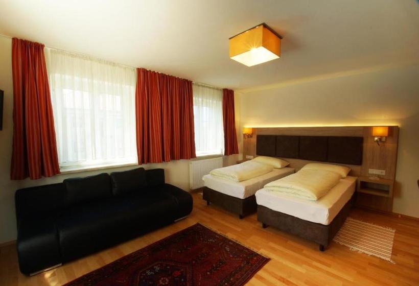 ペンション Gasthof Zur Post