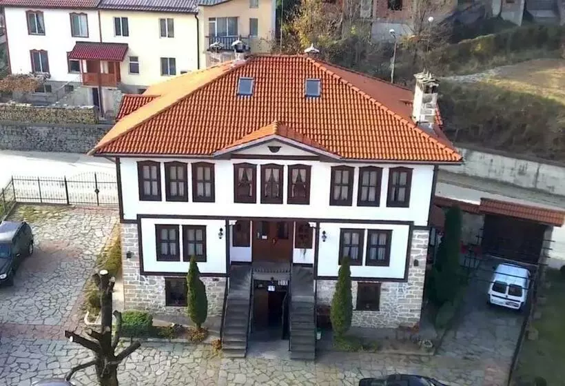 پانسیون Petko Takov's House