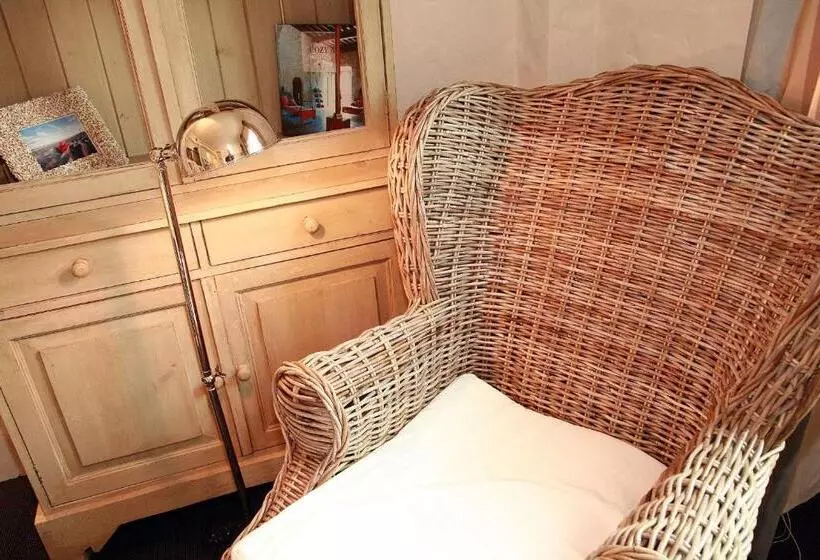 Majatalo Residentie De Laurier