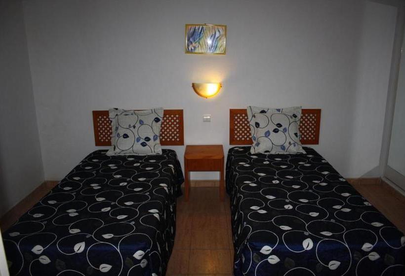 Pensão Vegas Residence