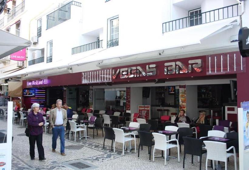 Pensão Vegas Residence