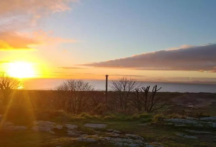 Majatalo Y Branwen Restaurant & Rooms   Adult Only And Dog Friendly