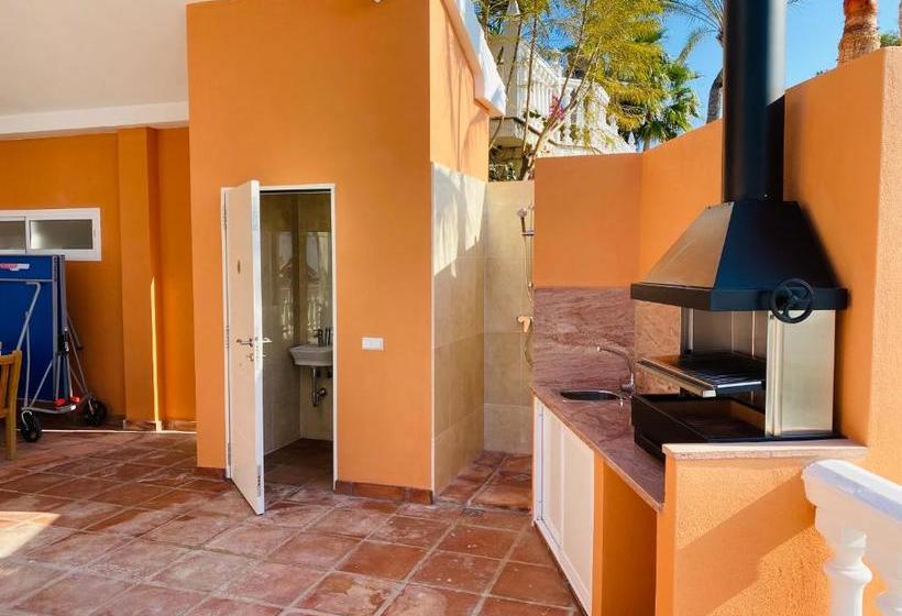 リゾートホテル La Perla De Torrenueva