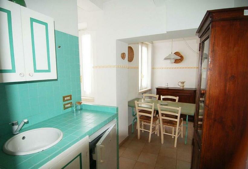 Villaggio In Case Sparse Nel Centro Storico