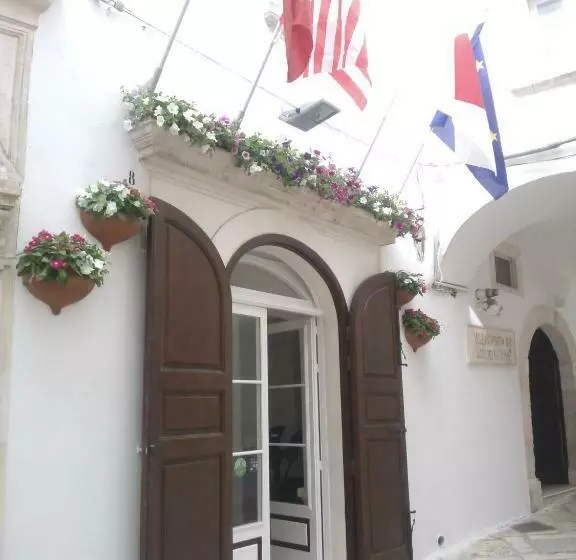 Villaggio In Case Sparse Nel Centro Storico