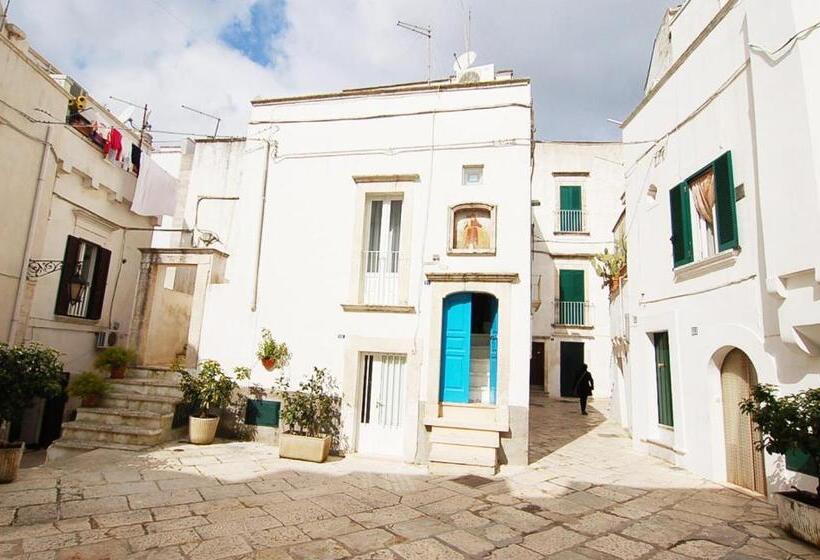 Villaggio In Case Sparse Nel Centro Storico