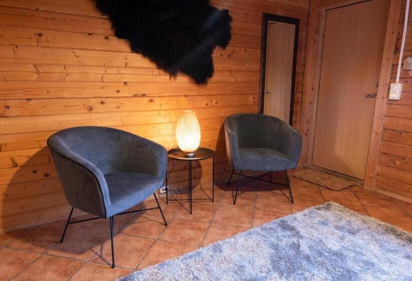 Farmhotel Efstidalur